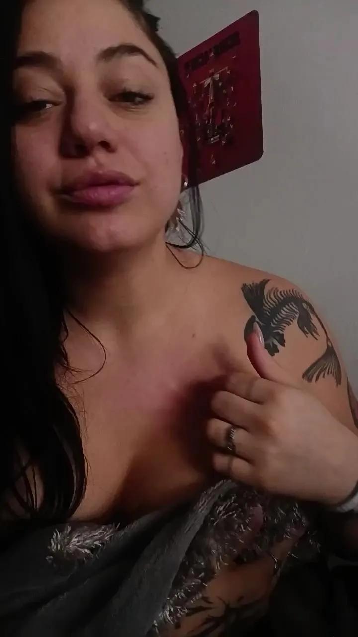 Offline Luulii_loove on Cam4