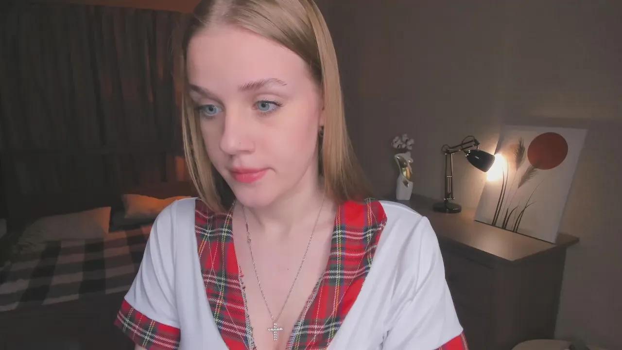 Offline LynetteBalle on Cam4