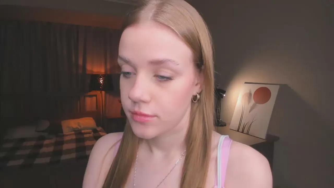 Offline LynetteBalle on Cam4