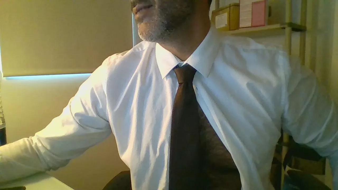 Offline MA2022 on Cam4