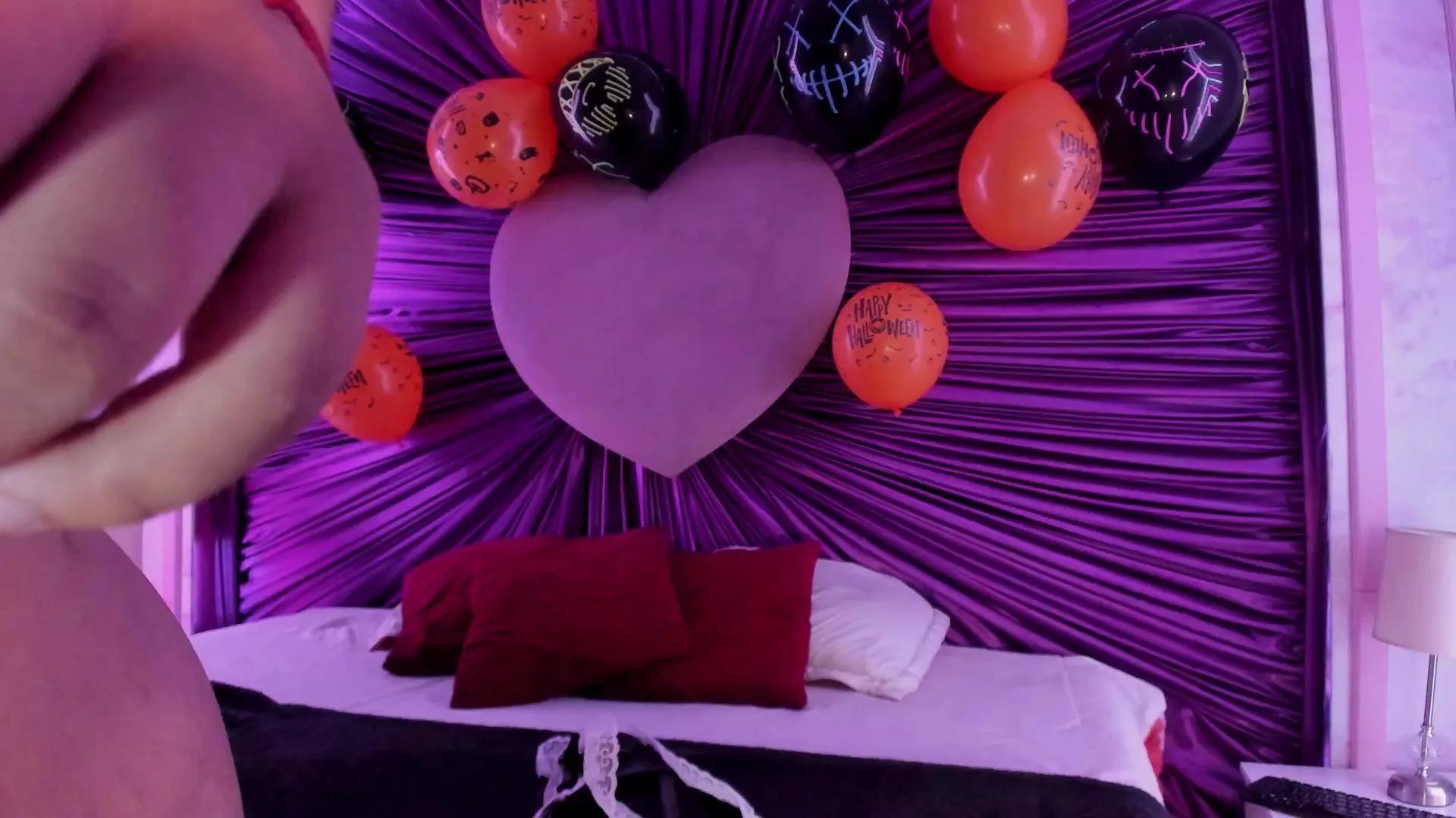 Maralinette_ on Cam4 