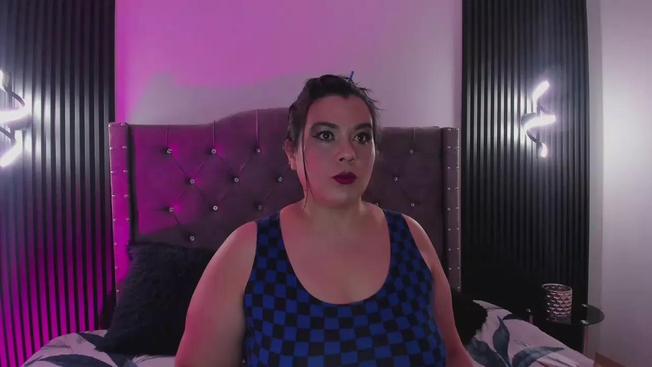 Offline martina_foxy_ on Cam4