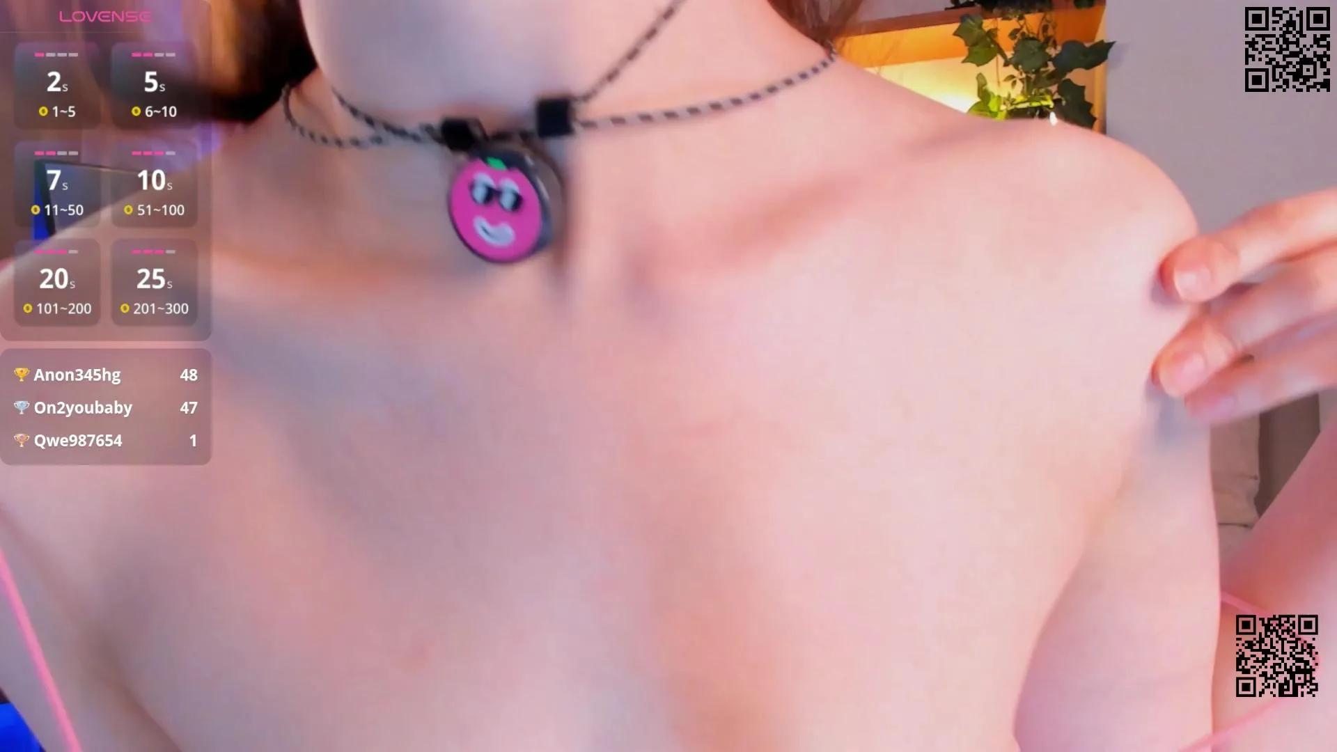 Offline MaureenCrust on Cam4