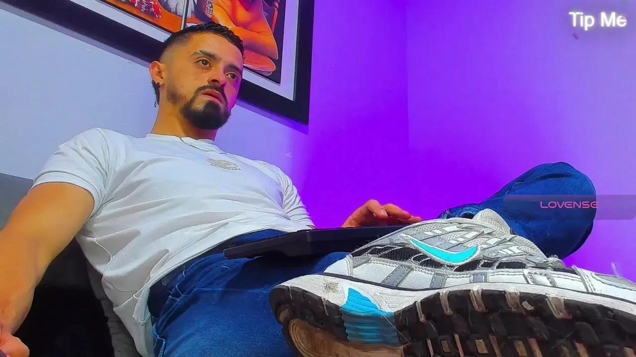 Offline Maximus_Sr on Cam4