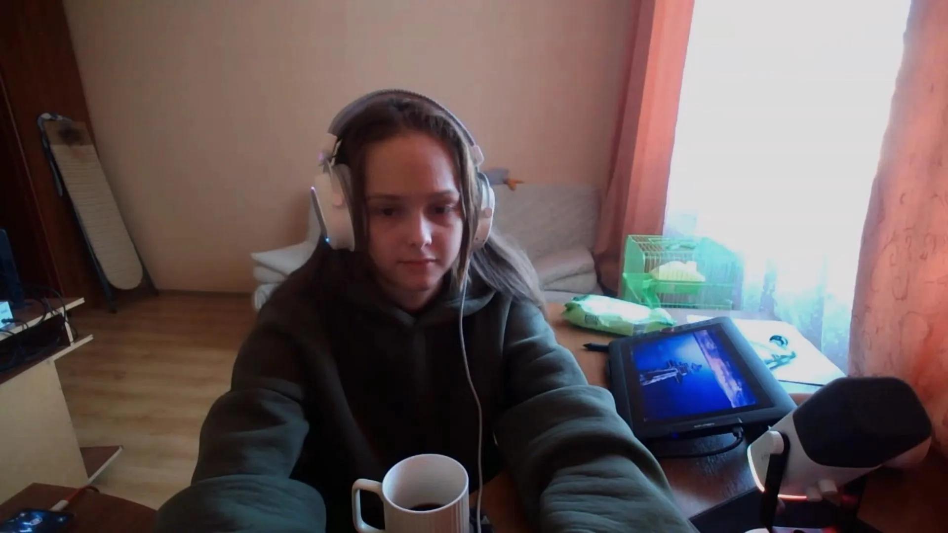 Offline MayeVanlith on Cam4