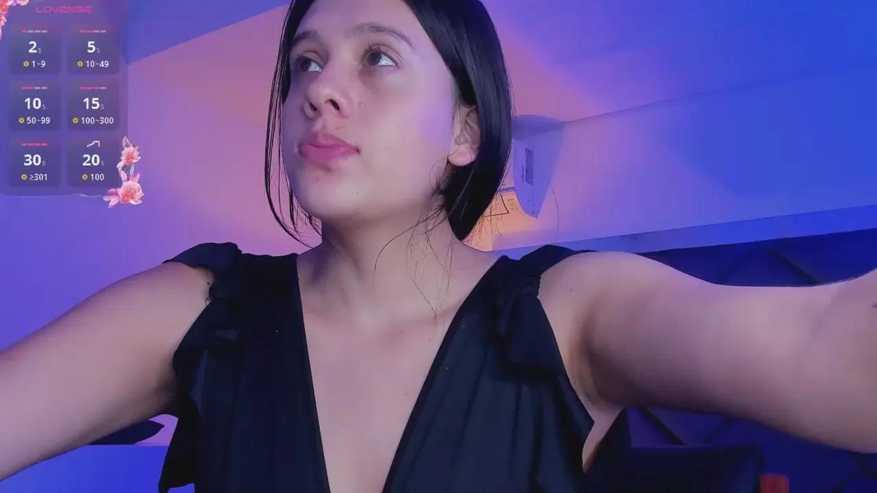 Offline MeganMyerss_ on Cam4