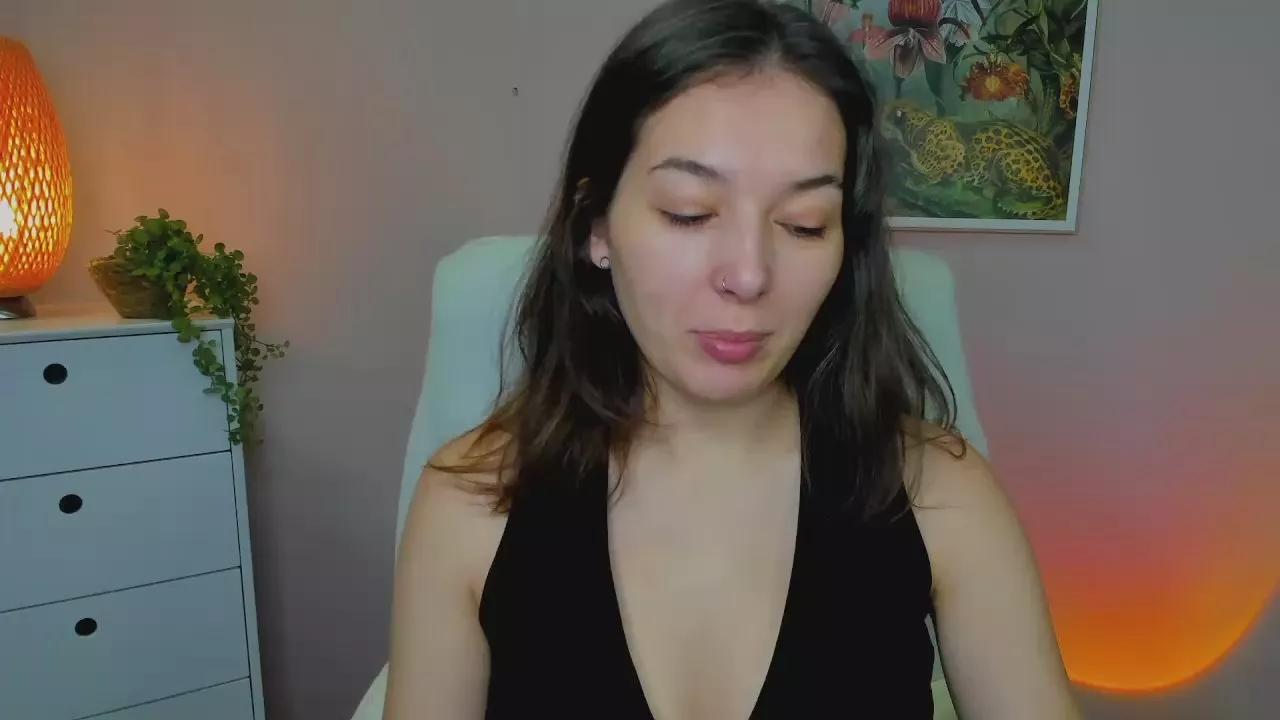 Offline MeganPleasure on Cam4