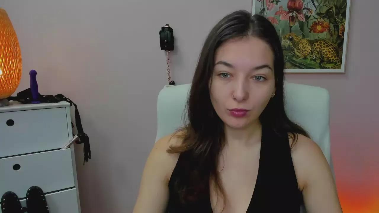 Offline MeganPleasure on Cam4