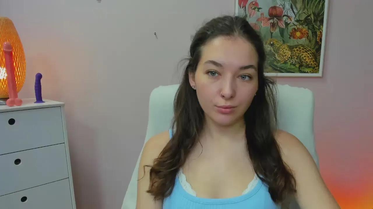 Offline MeganPleasure on Cam4