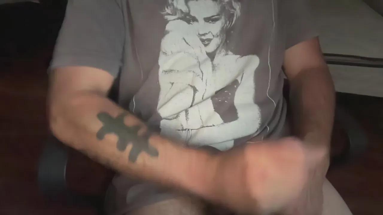 Offline MEXICURU on Cam4