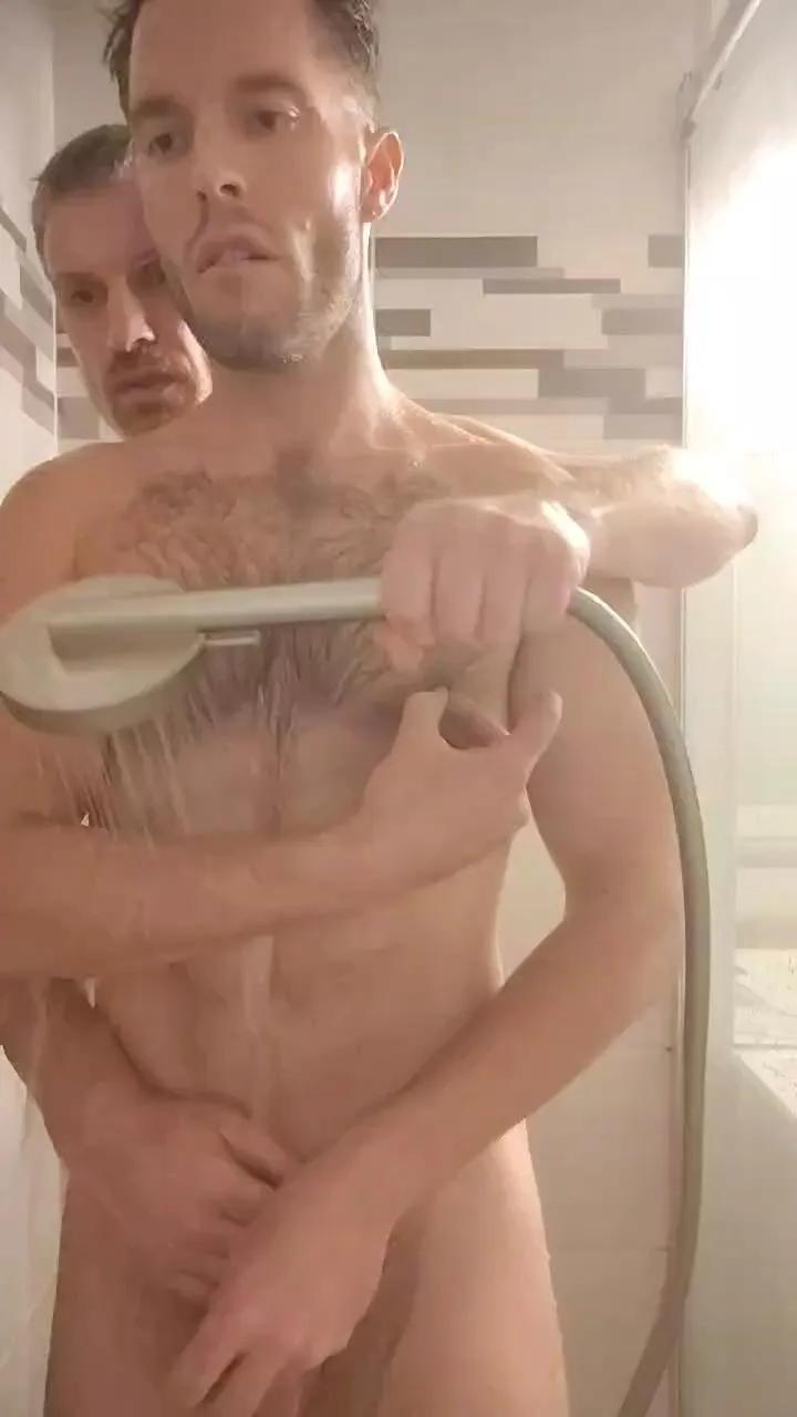 Freechat mickredge on Cam4