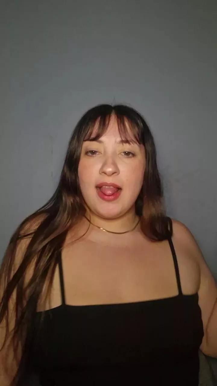 Offline Mielcitahot2 on Cam4