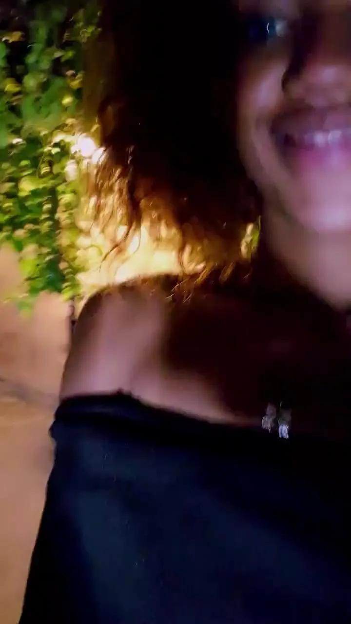 Cam4 MoanaFrenchy is Freechat MoanaFrenchy — Freechat on Cam4