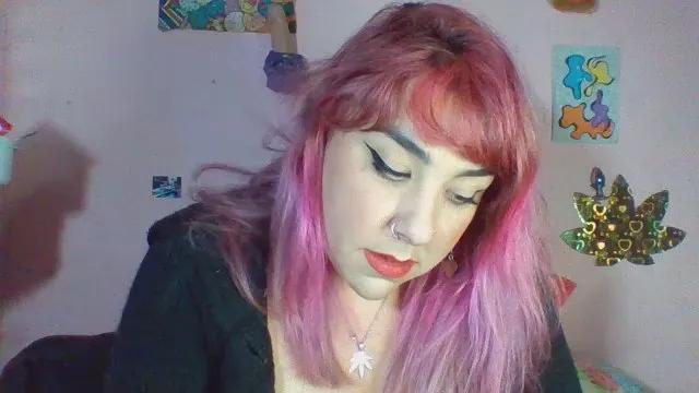 Offline MrsVenus on Cam4