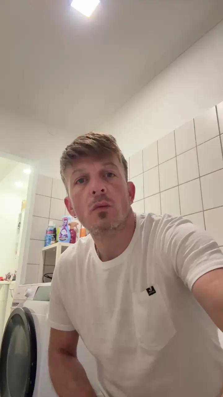 Offline Mysticboy on Cam4