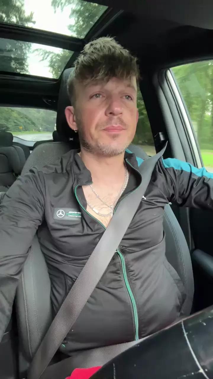 Offline Mysticboy on Cam4