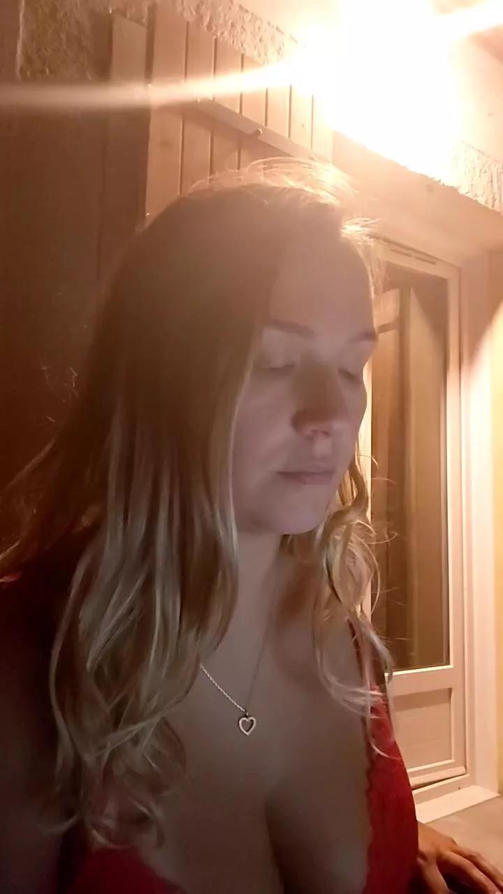 Offline namoursexe_fun on Cam4