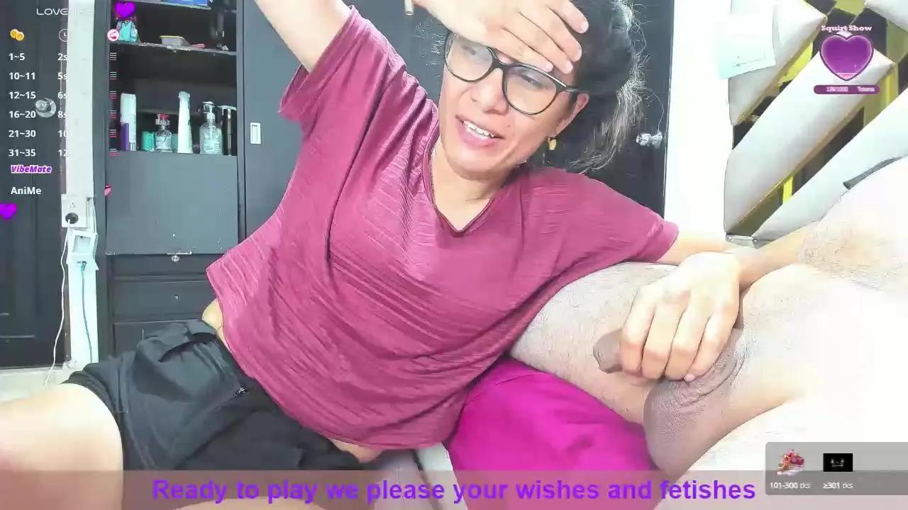 Offline naomi_and_brack on Cam4