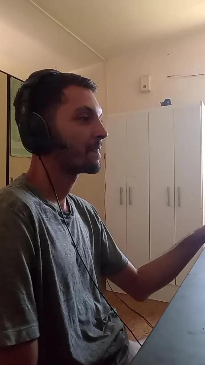 Offline napolitano231 on Cam4