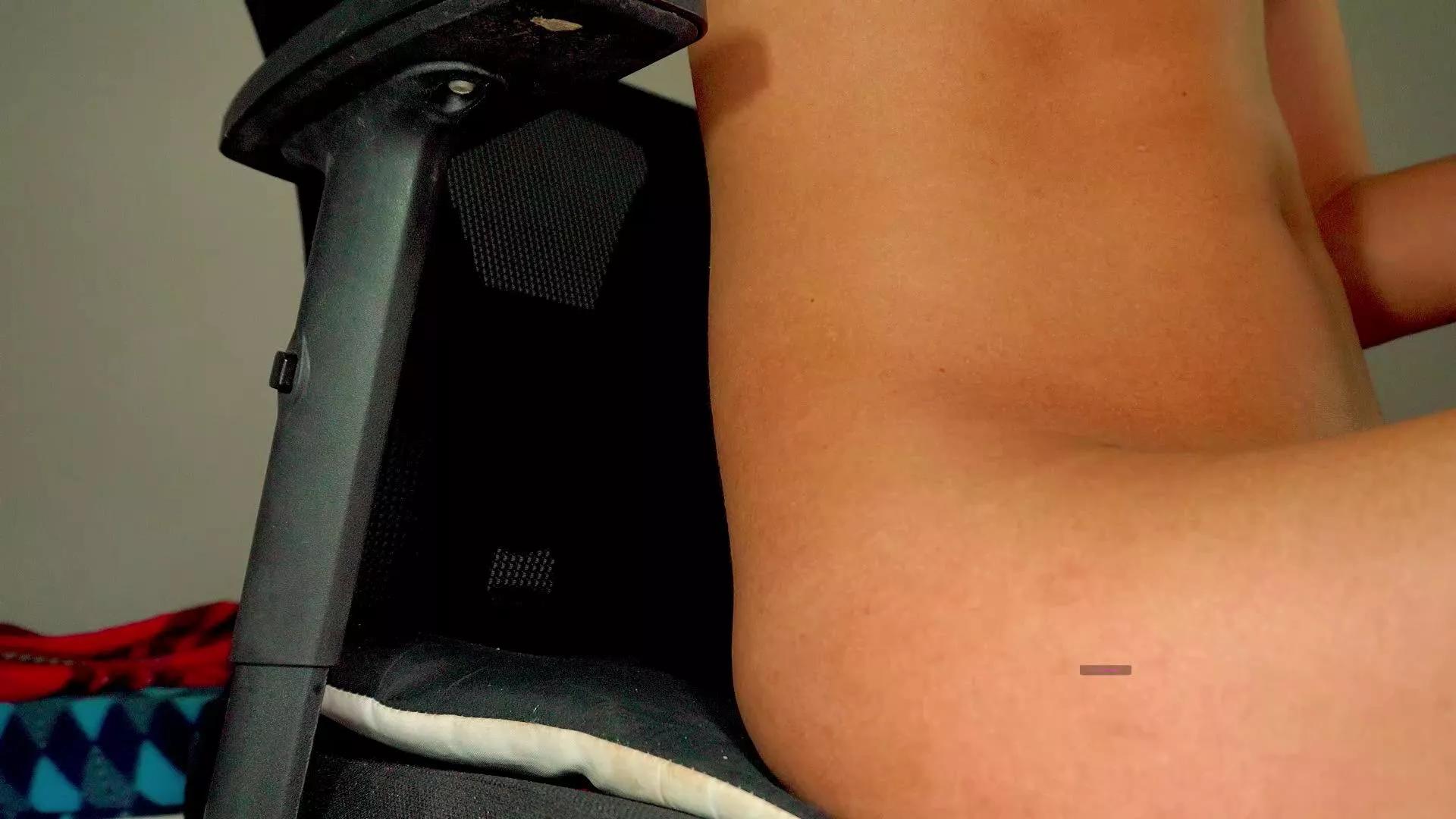 Offline NickSull on Cam4