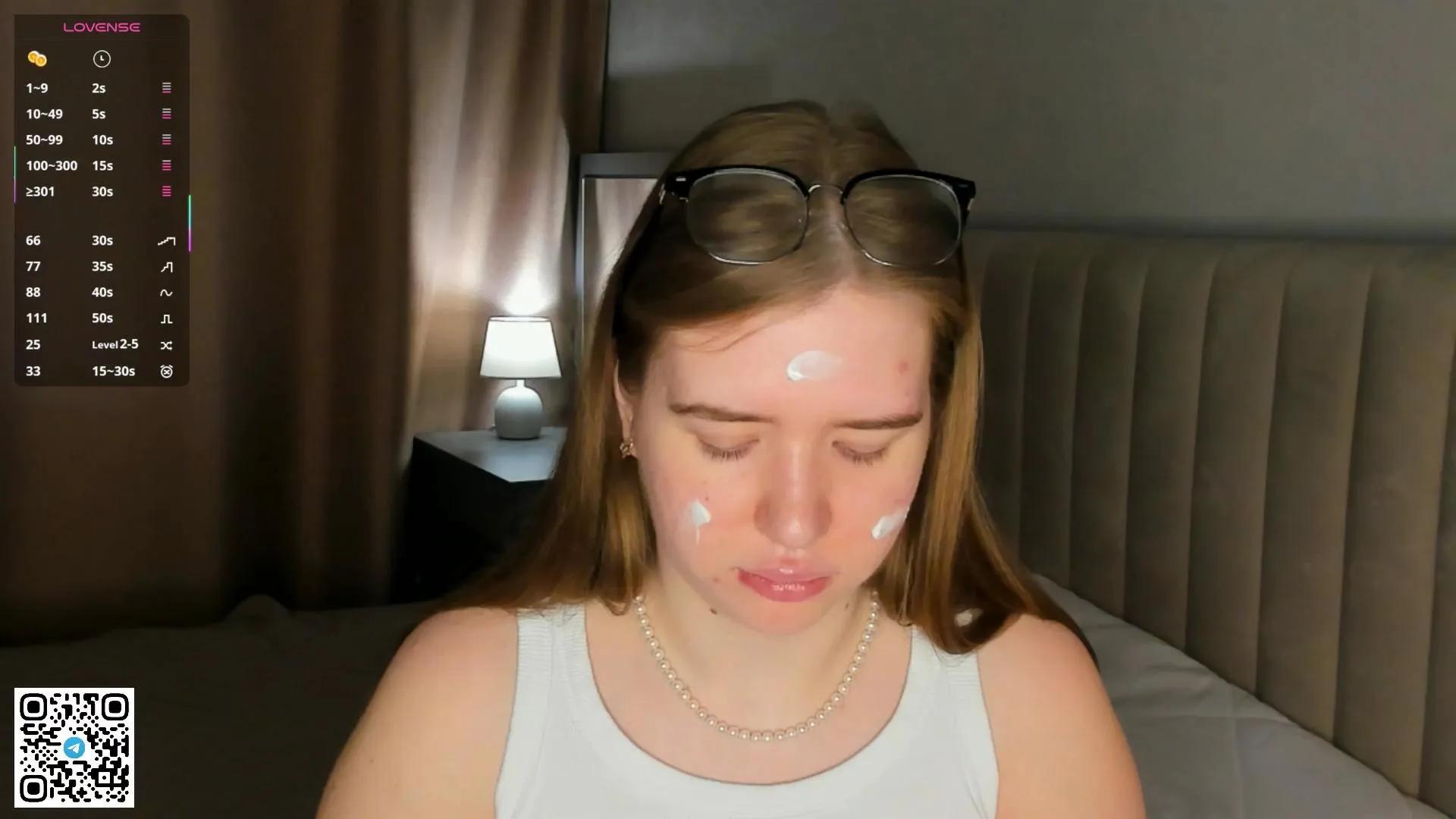 Offline NicolDitzel on Cam4