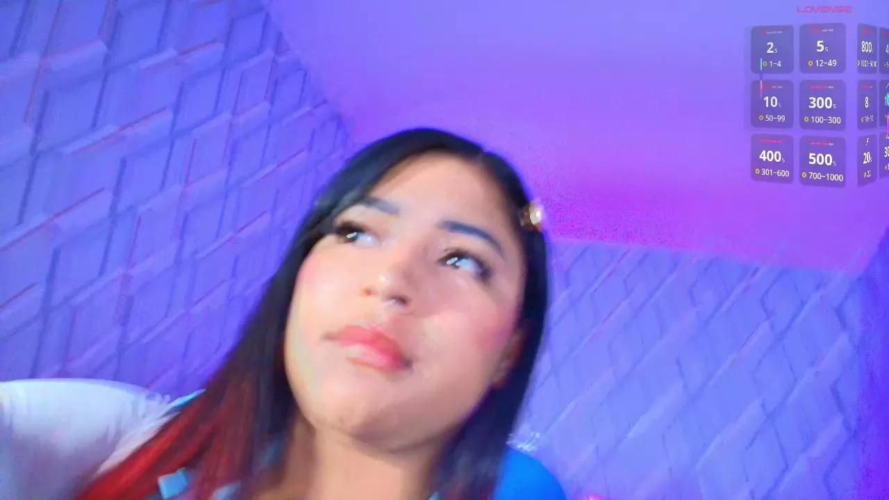 Offline Nicolletaylor on Cam4