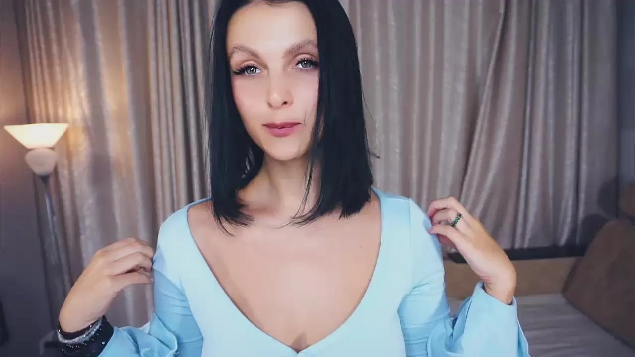 Offline NieshaLatorre on Cam4