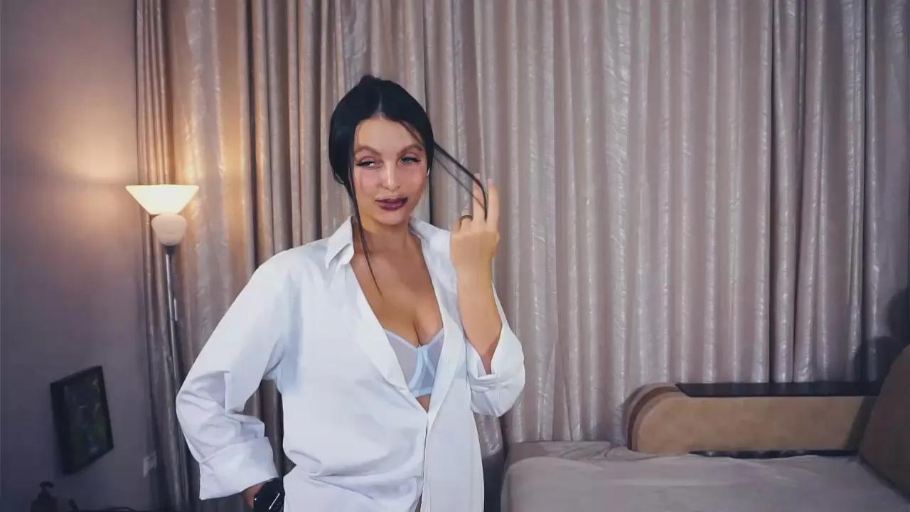 Offline NieshaLatorre on Cam4