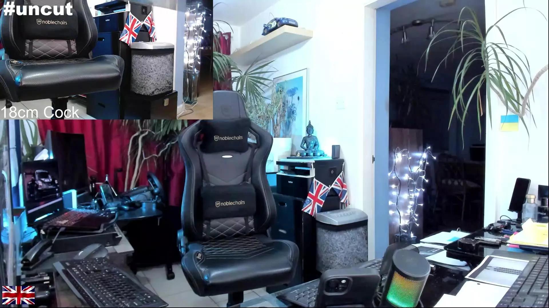 Freechat OnlineBossUK on Cam4