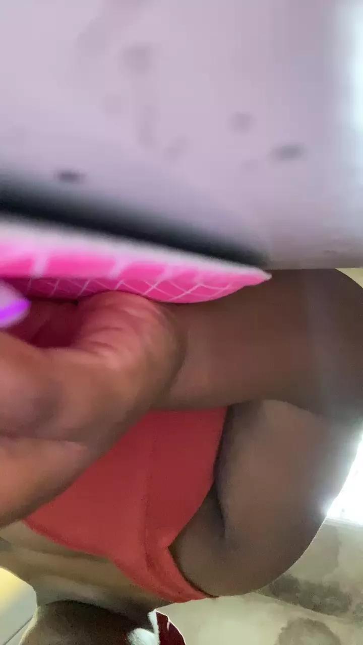 Offline Pantera_Hotwife on Cam4