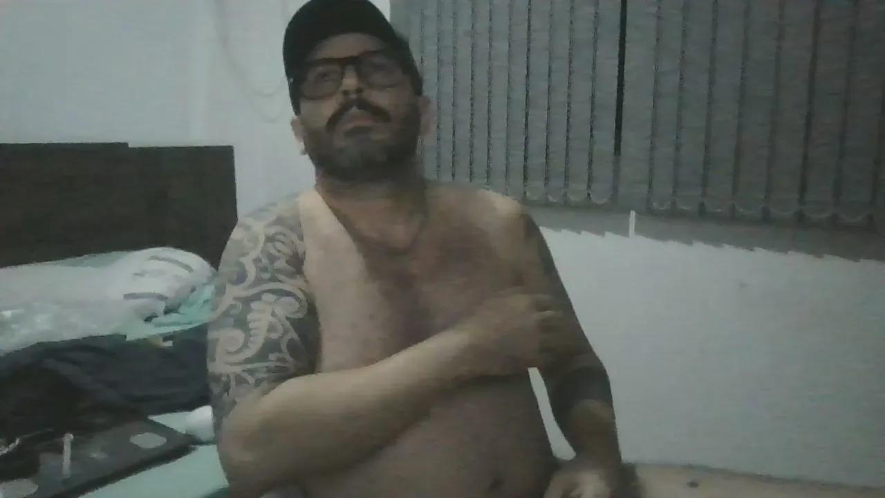 Offline ParrudoParrudo on Cam4