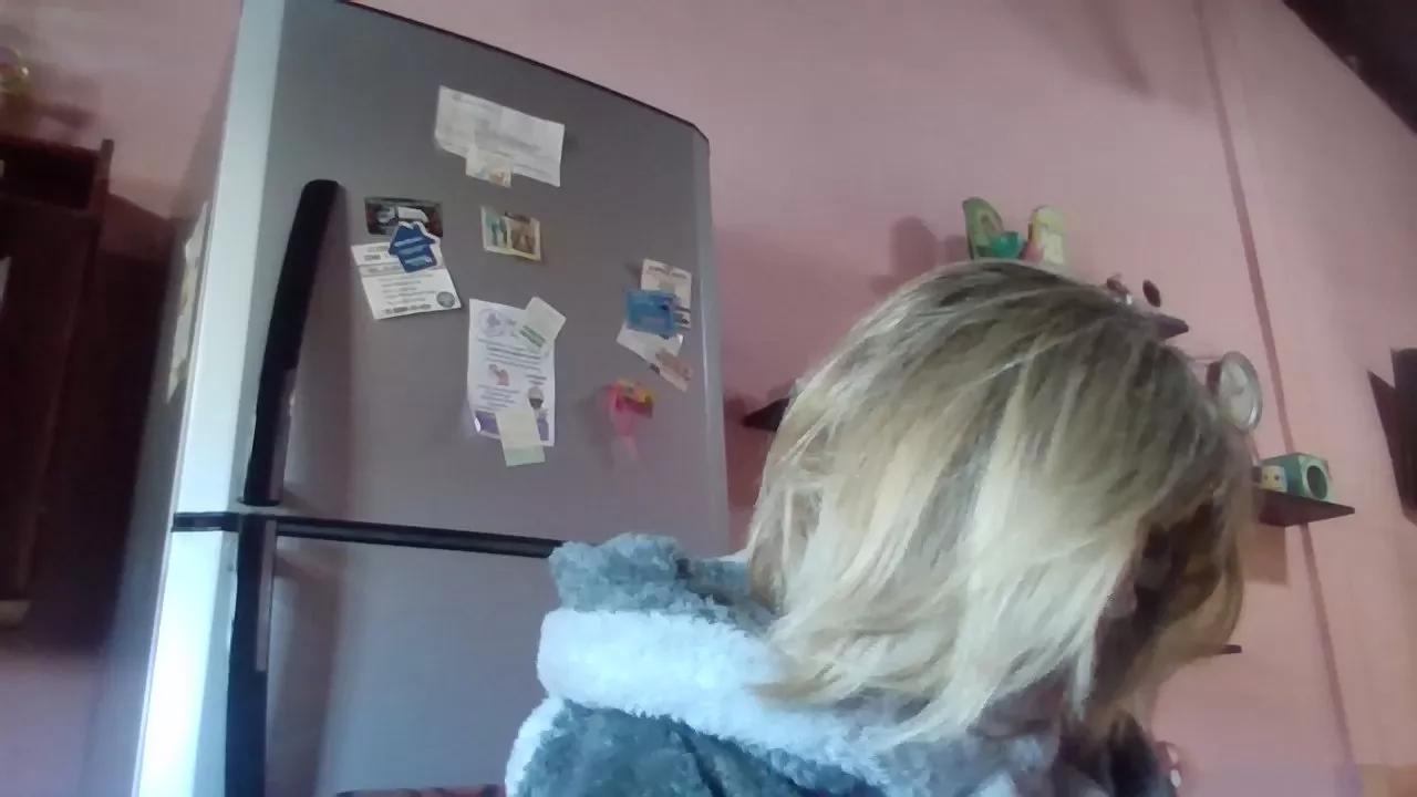 Offline pato404 on Cam4