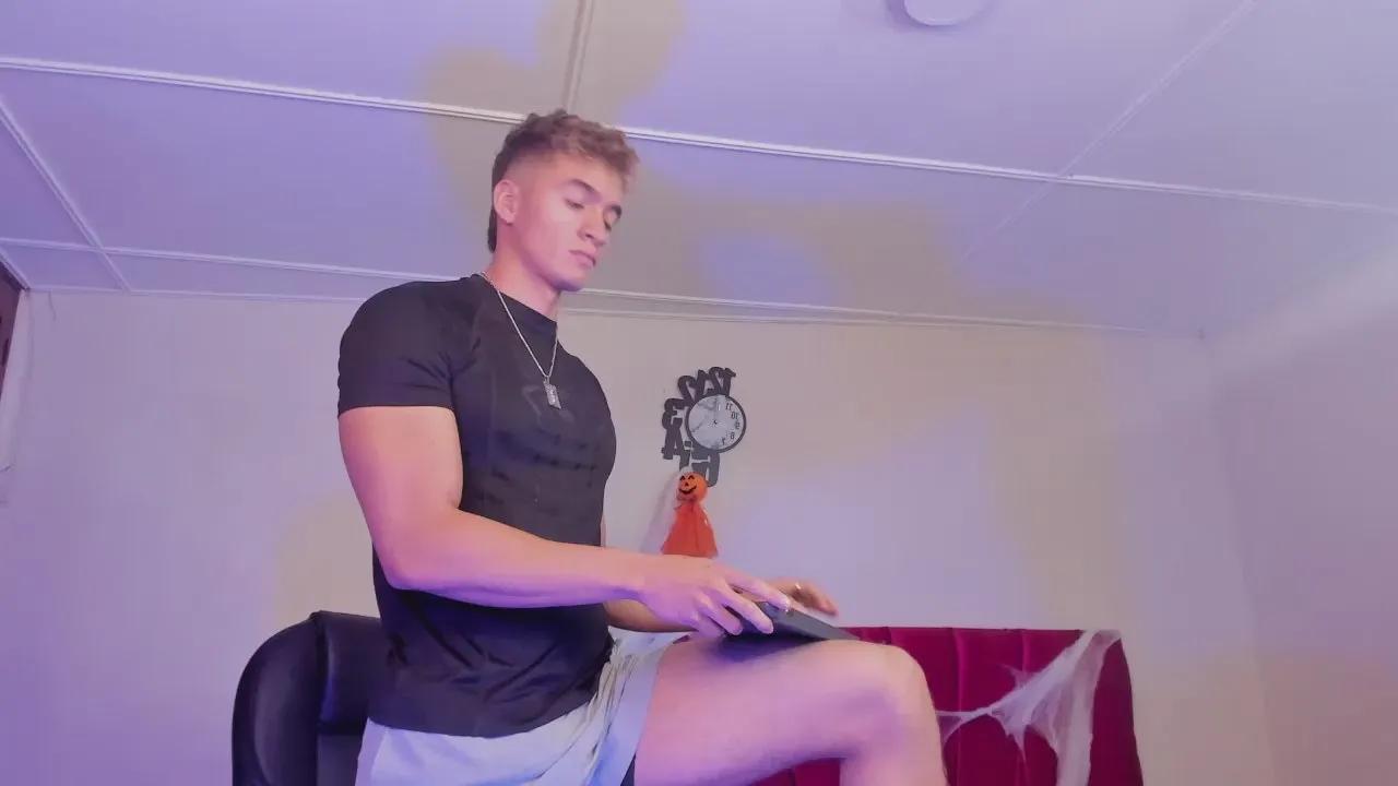 Offline paull_george on Cam4