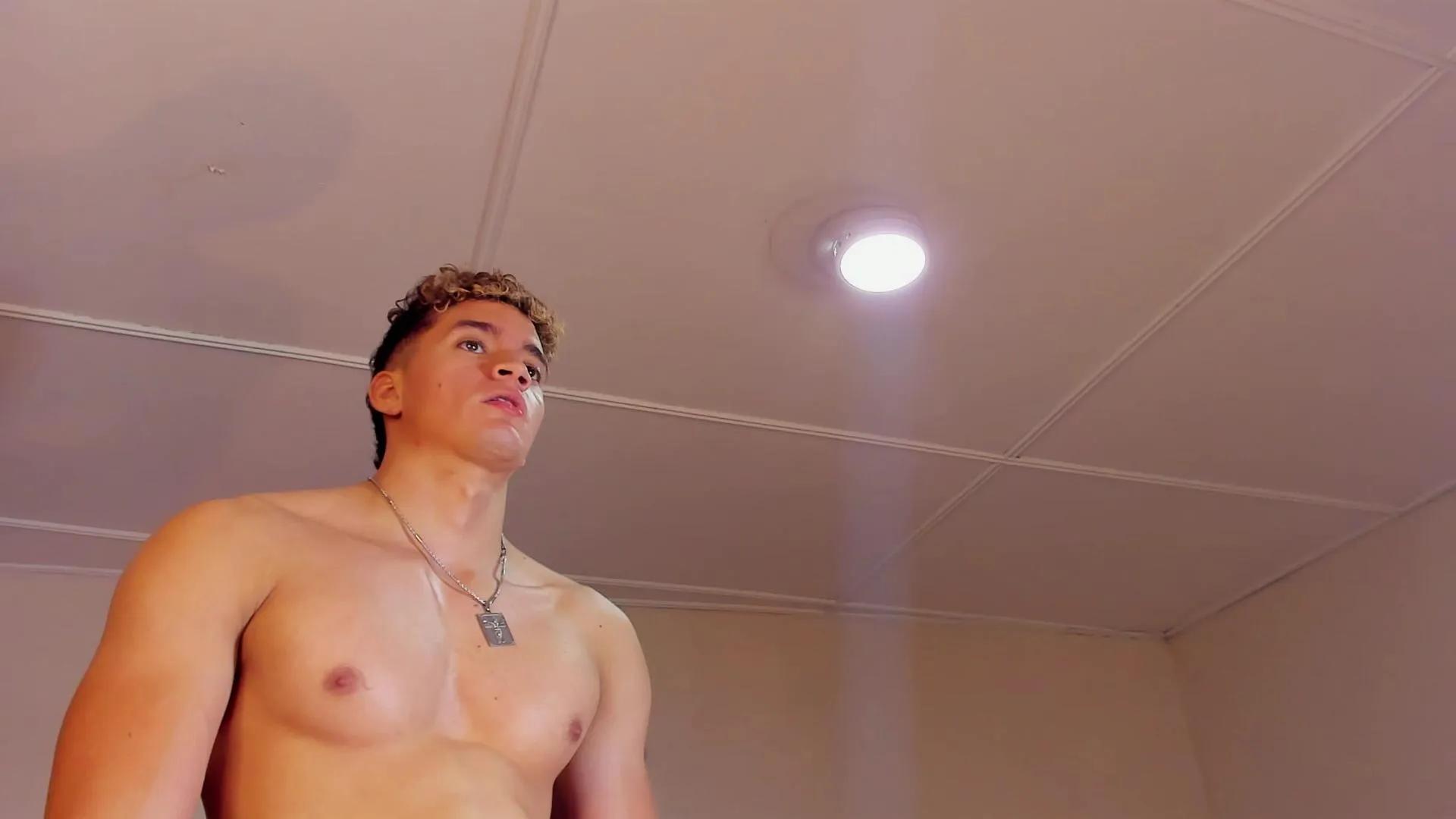 Offline paull_george on Cam4