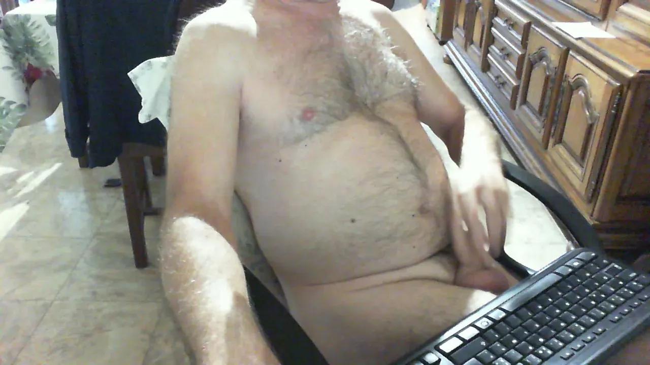 Offline peinpein74 on Cam4