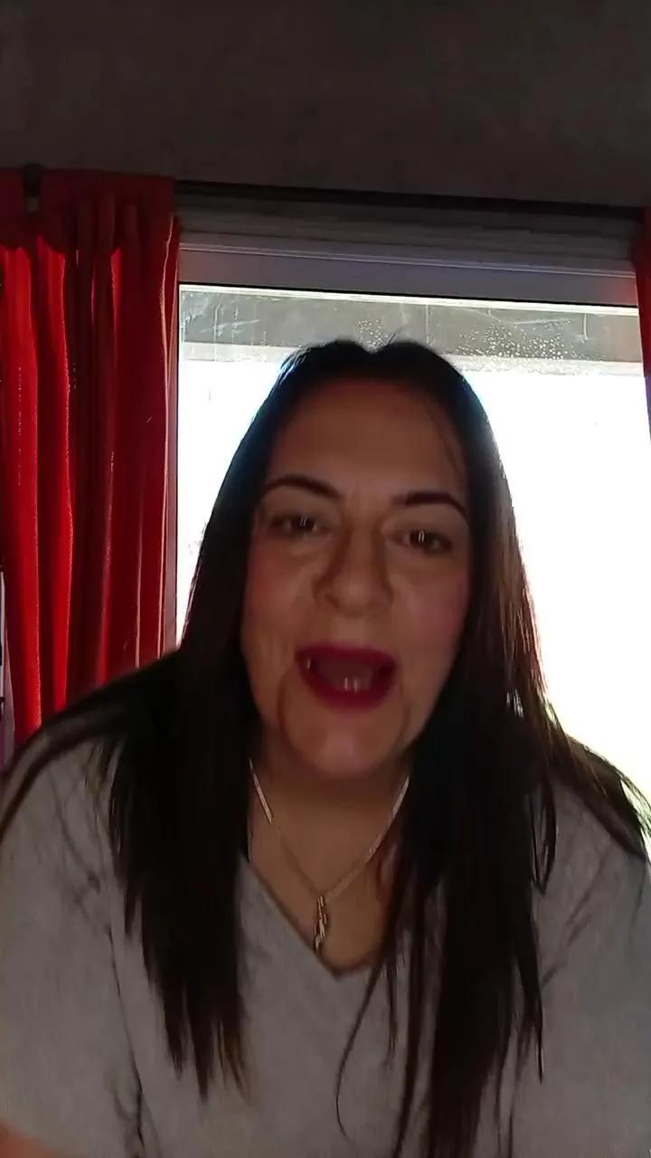 Offline Perradulcee on Cam4