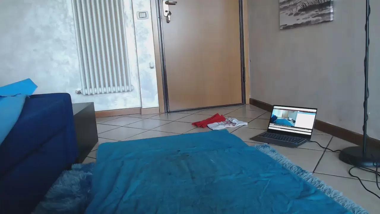 Offline pigfagcunt on Cam4