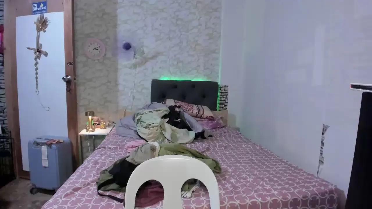 Offline PrincessBetLeah on Cam4