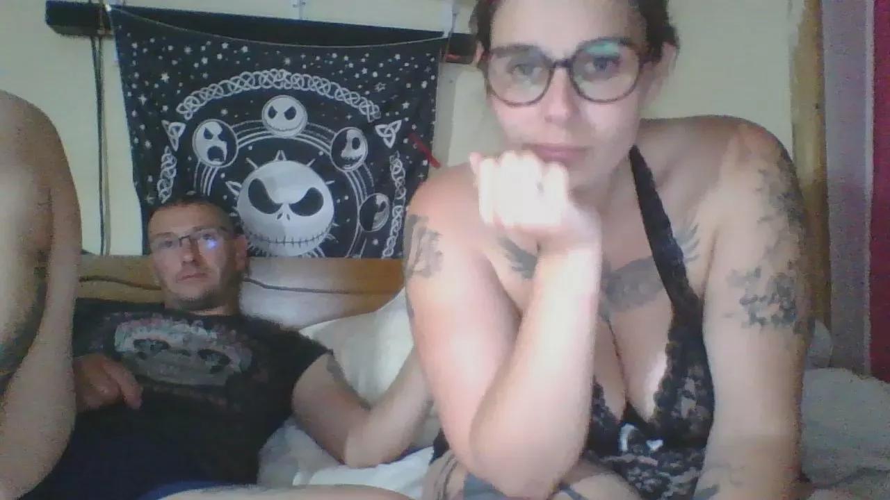 Offline Ragnarhilde on Cam4