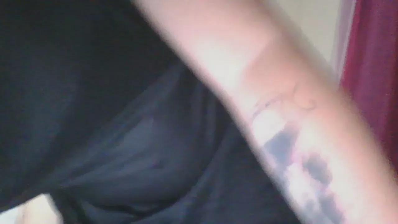 Offline Ragnarhilde on Cam4