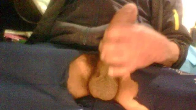 Offline raul4396624 on Cam4