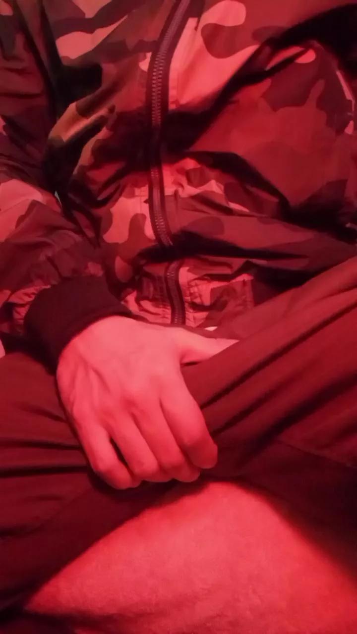 Offline RealChicoBoy on Cam4