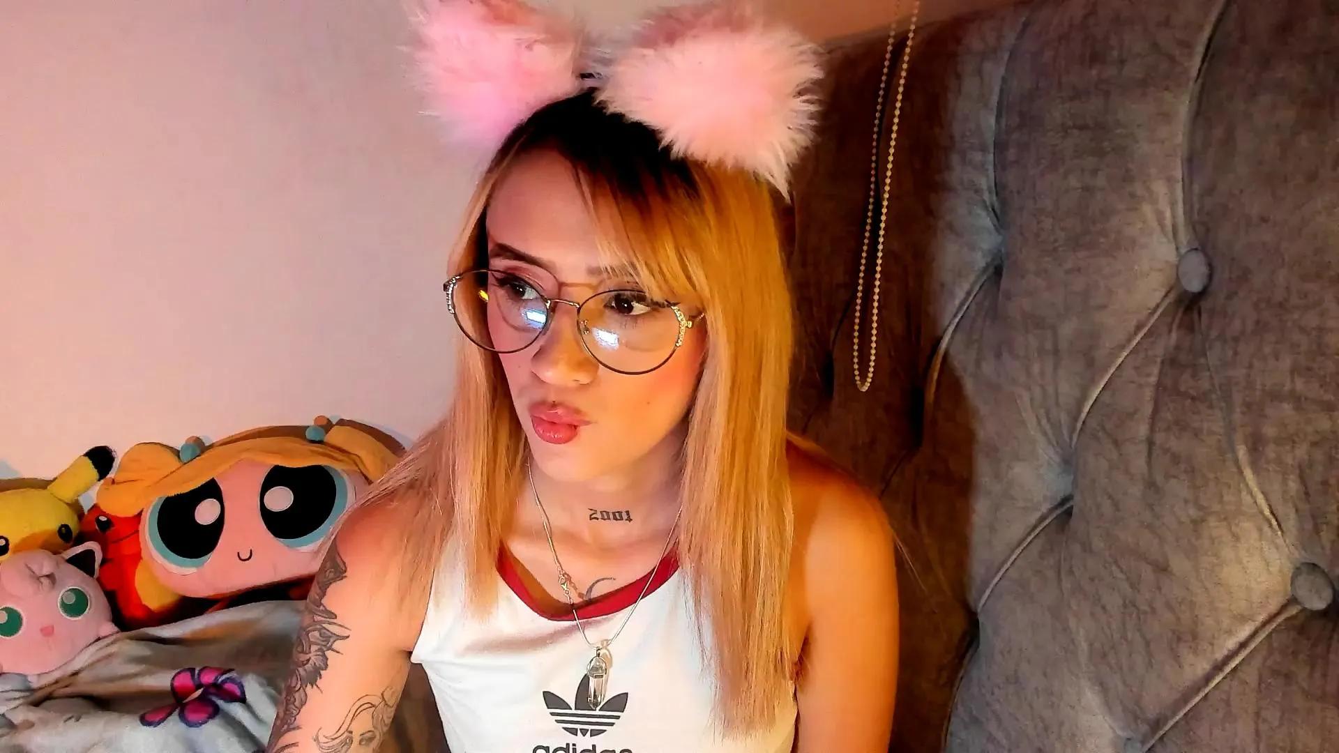 Offline Sabrina_Cole on Cam4