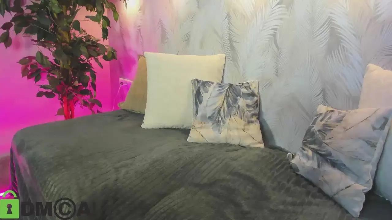 Offline Sandra_Wi1son on Cam4