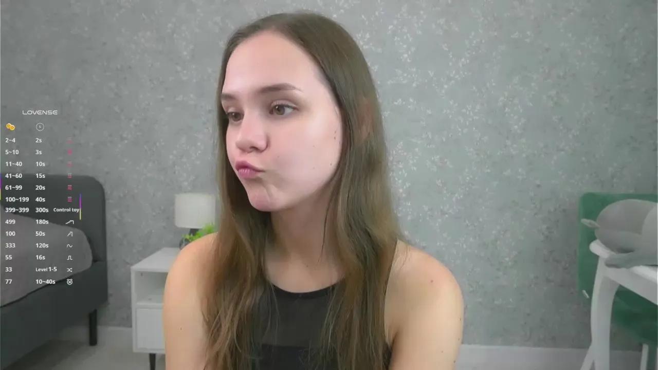 Offline Sara_cutie on Cam4