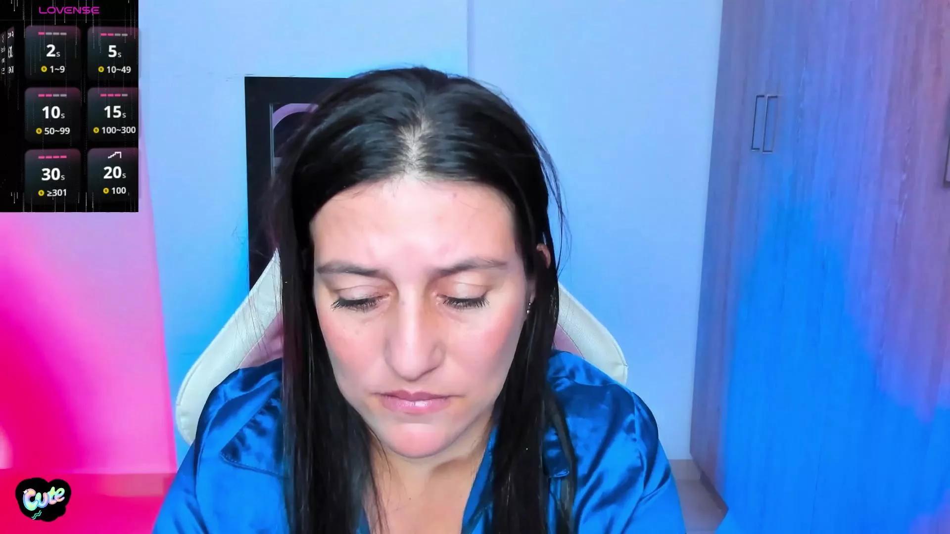 Offline Saskyaa on Cam4