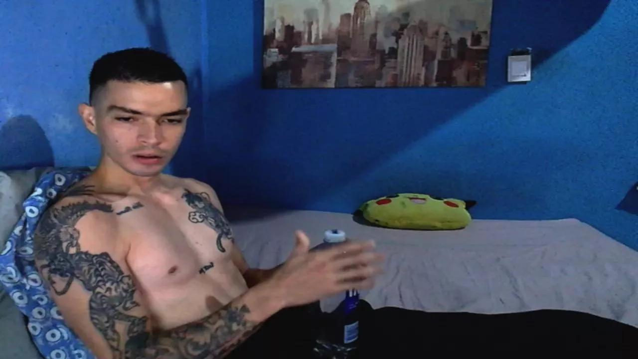 Offline Sauceboy33 on Cam4