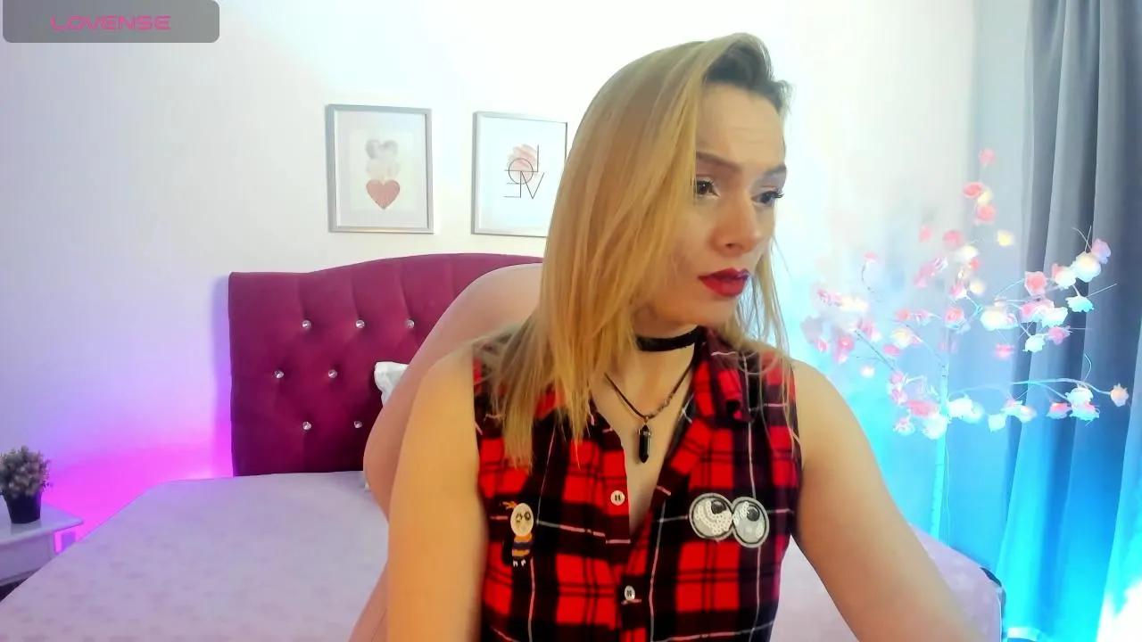 Offline scarlett_blake1 on Cam4