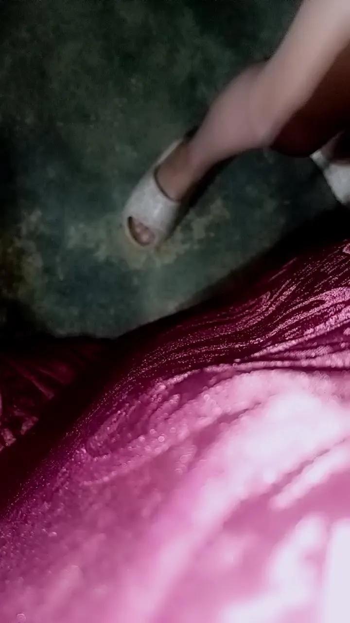 Offline Scarlett_pee on Cam4