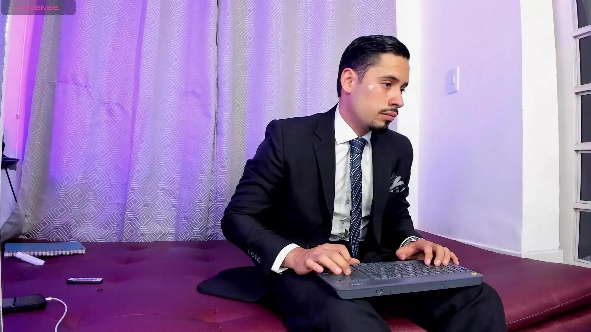 Offline sexlawyers1 on Cam4